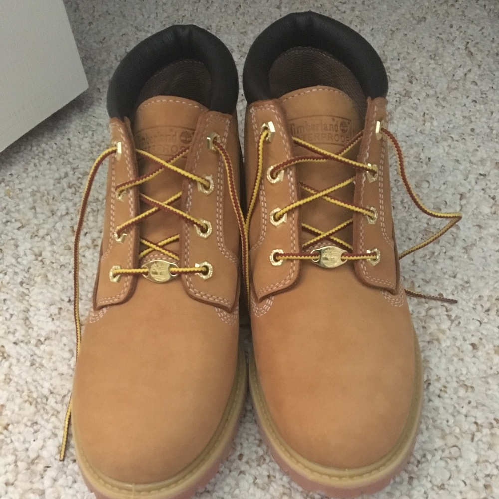 NWOT Timberland Women’s Nellie Chukka